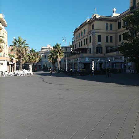 Attico Con Terrazza In Via Dei Traghetti Apartment Lido di Ostia Luaran gambar