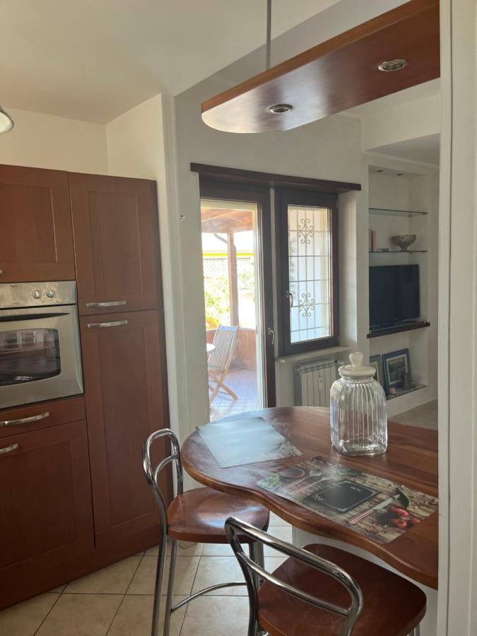 Attico Con Terrazza In Via Dei Traghetti Apartment Lido di Ostia Luaran gambar