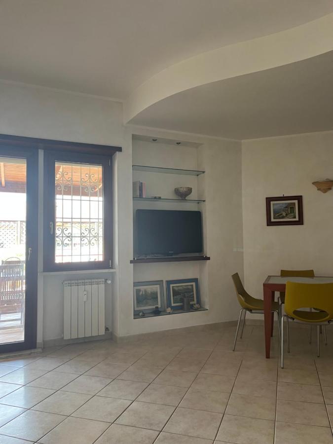 Attico Con Terrazza In Via Dei Traghetti Apartment Lido di Ostia Luaran gambar