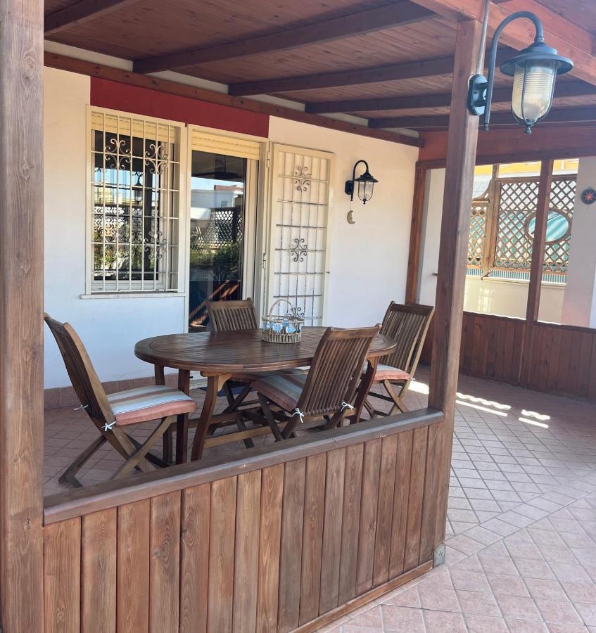 Attico Con Terrazza In Via Dei Traghetti Apartment Lido di Ostia Luaran gambar