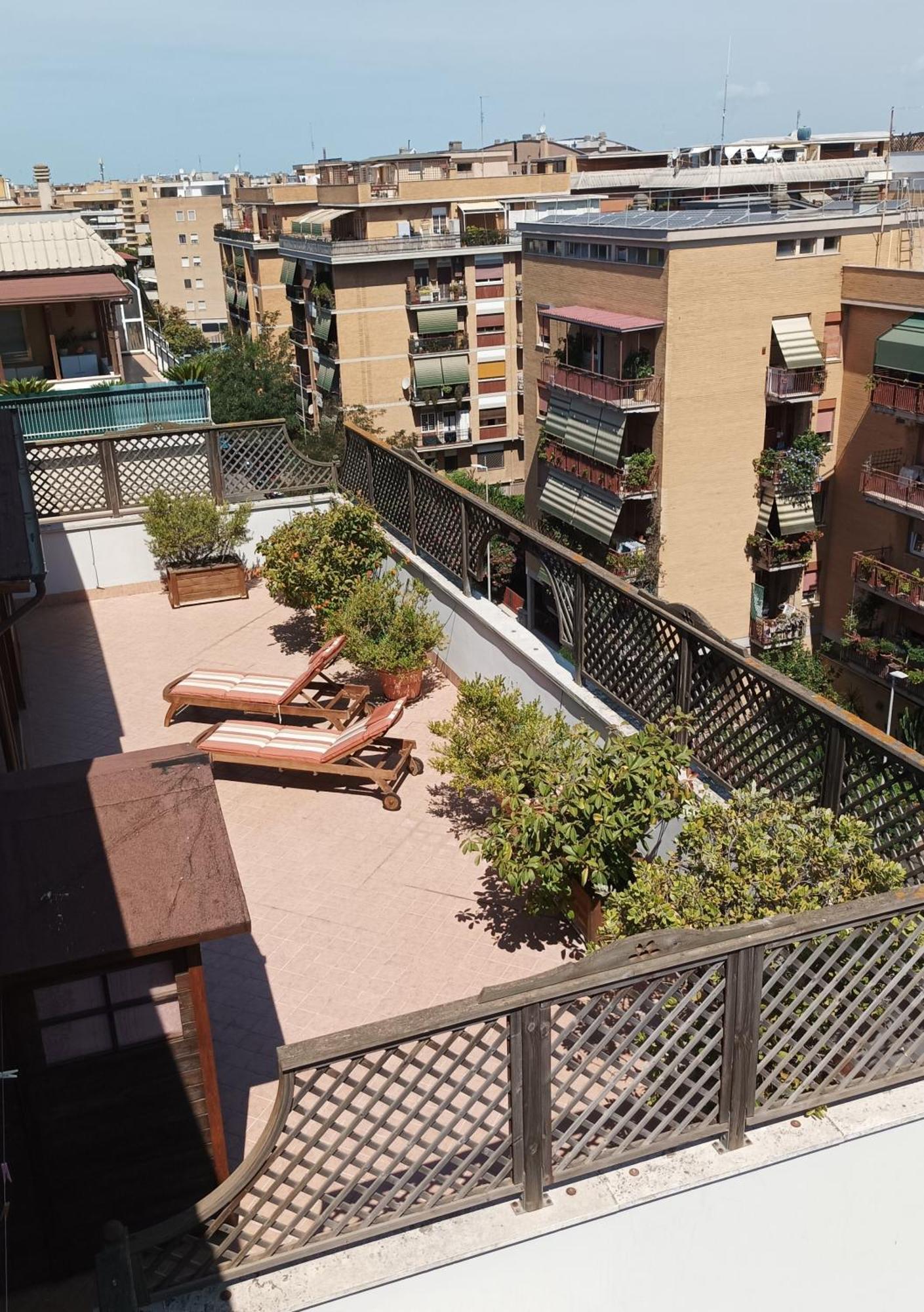 Attico Con Terrazza In Via Dei Traghetti Apartment Lido di Ostia Luaran gambar