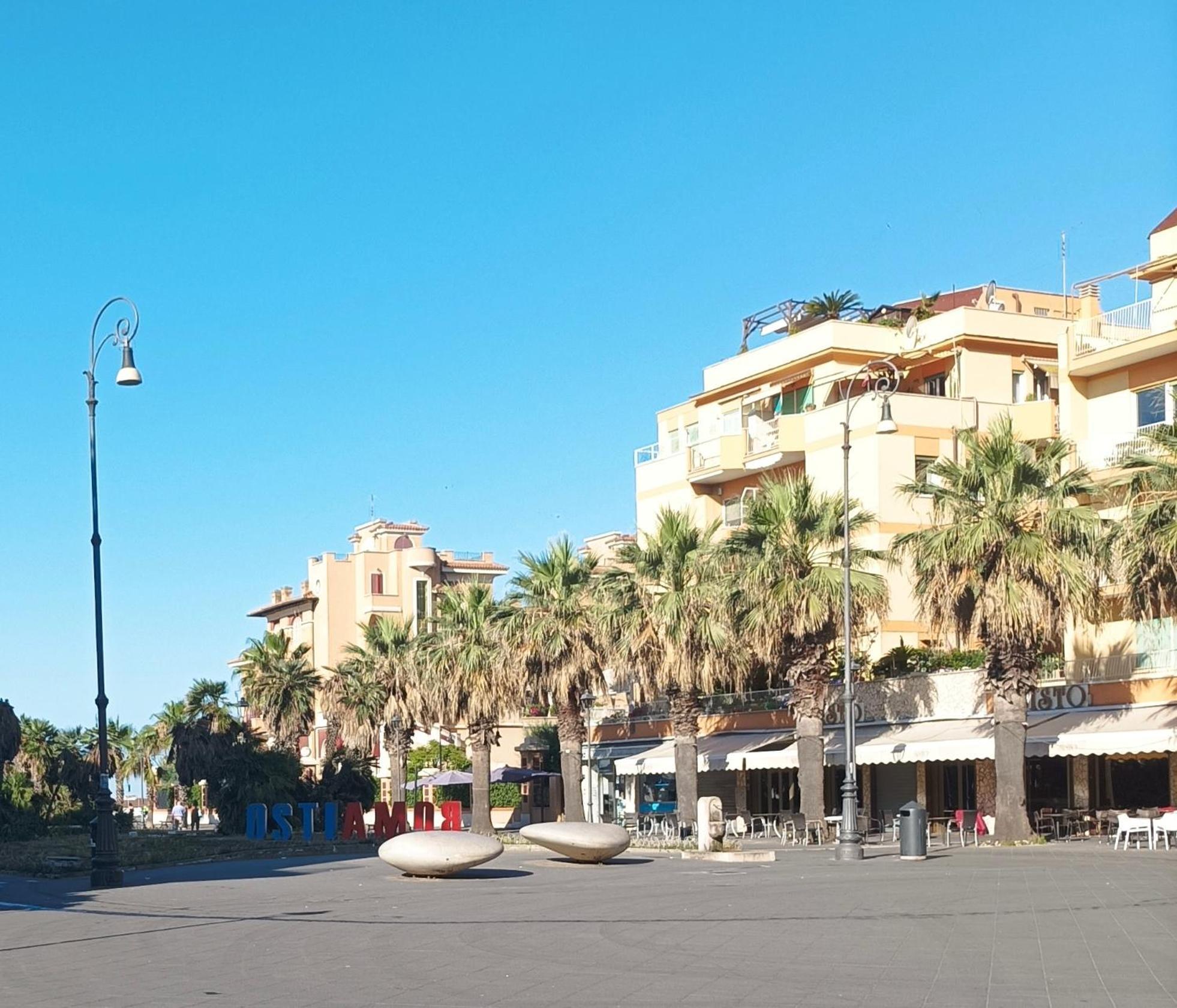 Attico Con Terrazza In Via Dei Traghetti Apartment Lido di Ostia Luaran gambar